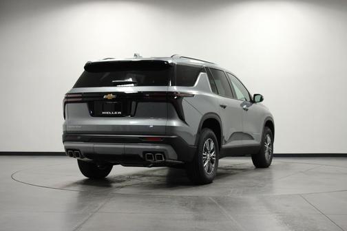 Sterling Gray Metallic 2026 Chevrolet Traverse LT