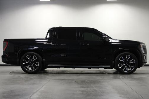Onyx Black 2025 GMC Sierra EV Max Range Denali