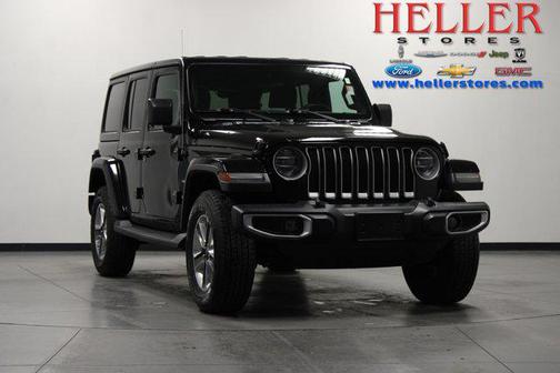 Black Clearcoat 2018 Jeep Wrangler Unlimited Sahara