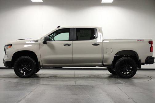 White Sands 2026 Chevrolet Silverado 1500 Custom Trail Boss