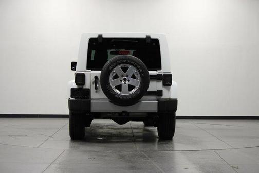 2012 Jeep Wrangler Unlimited Sahara