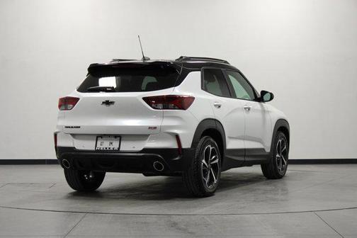 Iridescent Pearl Tricoat 2022 Chevrolet Trailblazer RS