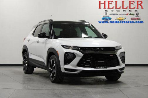 Iridescent Pearl Tricoat 2022 Chevrolet Trailblazer RS