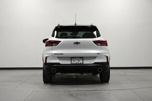 Iridescent Pearl Tricoat 2022 Chevrolet Trailblazer RS