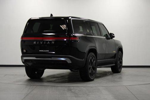 2023 Rivian R1S Adventure