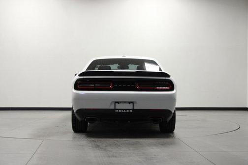 2016 Dodge Challenger R/T Scat Pack