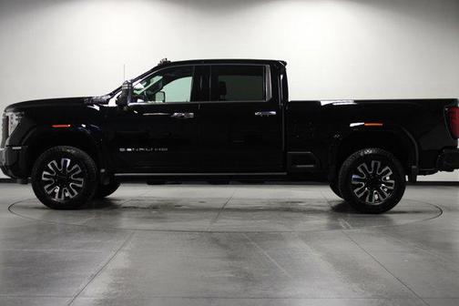 2025 GMC Sierra 3500 Denali