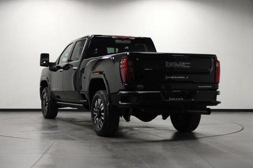 2025 GMC Sierra 3500 Denali