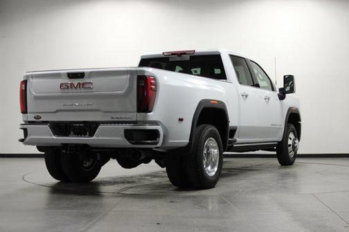 Glacier White Tricoat 2026 GMC Sierra 3500 Denali