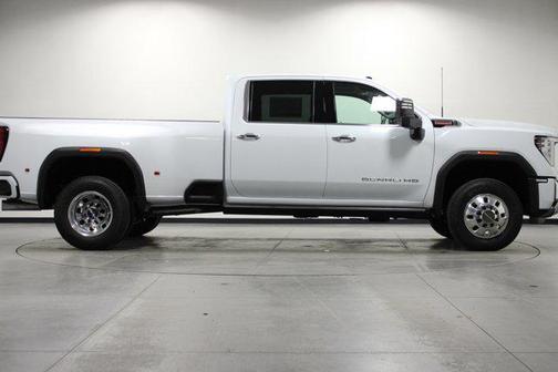 Glacier White Tricoat 2026 GMC Sierra 3500 Denali