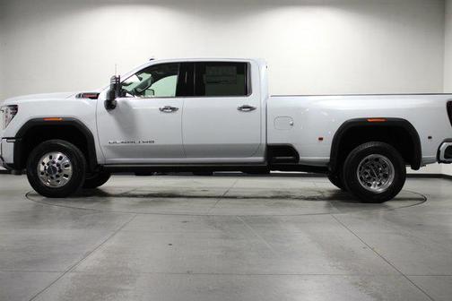 Glacier White Tricoat 2026 GMC Sierra 3500 Denali