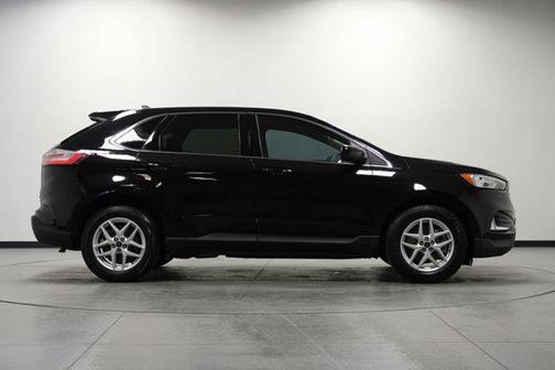 Black Metallic 2021 Ford Edge SEL