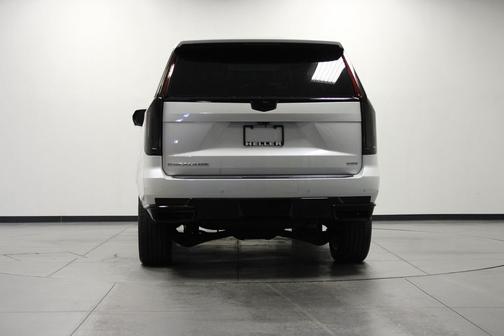 Crystal White Tricoat 2021 Cadillac Escalade Premium Luxury