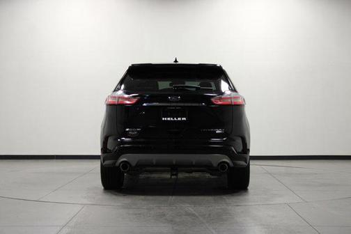 Agate Black 2020 Ford Edge Titanium