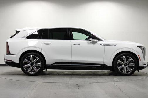 2025 Cadillac Escalade IQ Luxury 1