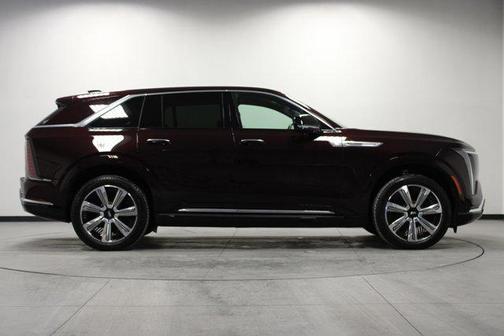 2025 Cadillac Escalade IQ Luxury 2