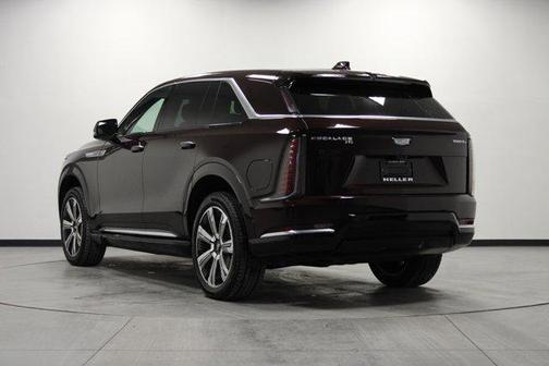 2025 Cadillac Escalade IQ Luxury 2