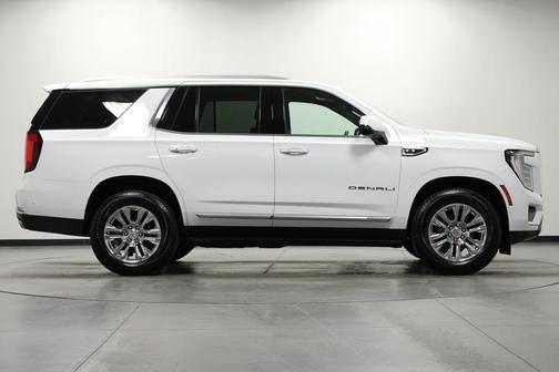 Summit White 2025 GMC Yukon Denali