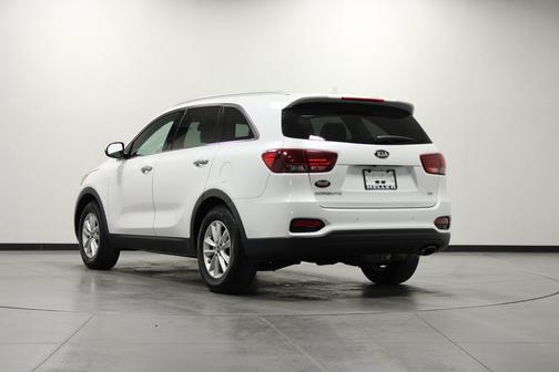 Snow White Pearl 2019 Kia Sorento LX