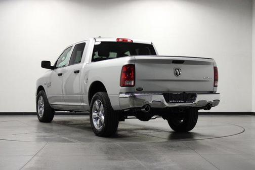 Bright Silver Metallic Clearcoat 2019 RAM 1500 Tradesman