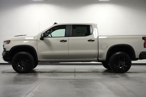 White Sands 2026 Chevrolet Silverado 1500 ZR2