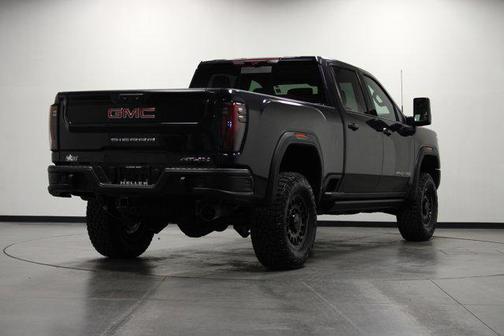 2024 GMC Sierra 2500 AT4