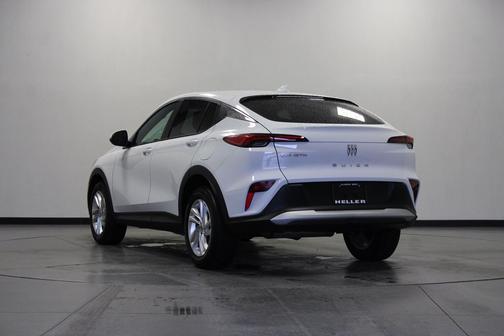 Summit White 2025 Buick Envista Preferred FWD