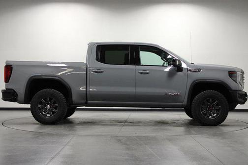 2025 GMC Sierra 1500 AT4X