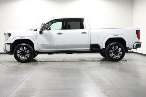 Glacier White 2026 GMC Sierra 2500 Denali