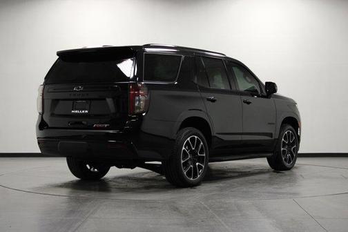 2023 Chevrolet Tahoe 4WD RST