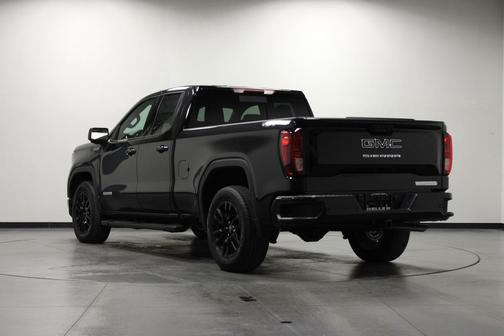 Onyx Black 2025 GMC Sierra 1500 Elevation
