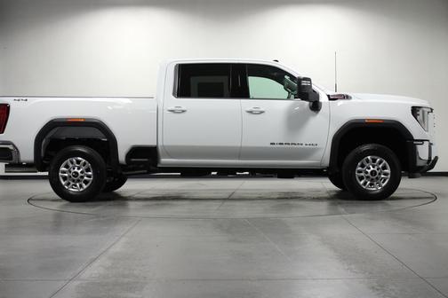 Summit White 2026 GMC Sierra 2500 SLE