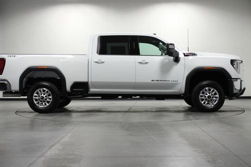 Summit White 2026 GMC Sierra 2500 SLE