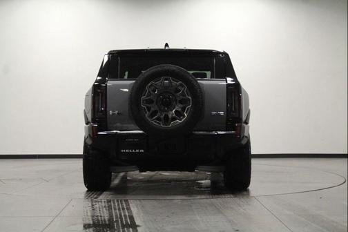 Meteorite Metallic (Grey) 2025 GMC HUMMER EV SUV 3X