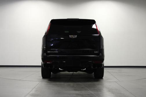 Black Diamond Tricoat 2024 Cadillac Escalade ESV V-Series