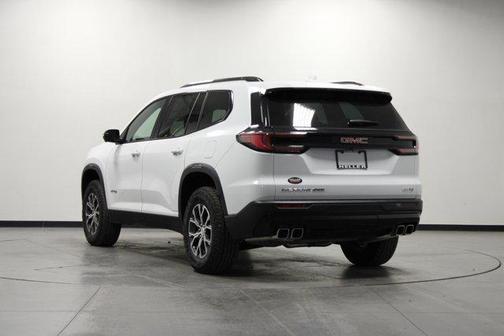 2025 GMC Acadia AWD AT4