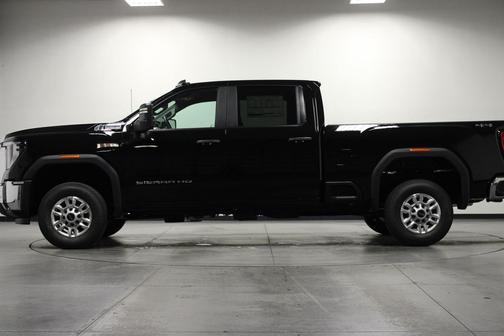 Onyx Black 2026 GMC Sierra 2500 Pro