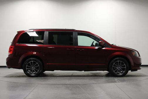 Octane Red Pearlcoat 2019 Dodge Grand Caravan GT