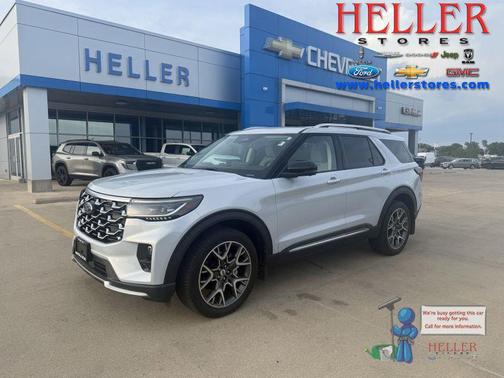 Space White Metallic 2025 Ford Explorer Platinum