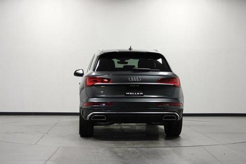 2023 Audi Q5 45 S line Premium