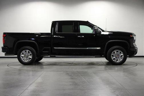 2025 Chevrolet Silverado 2500 High Country