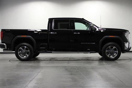 2026 GMC Sierra 2500 SLT