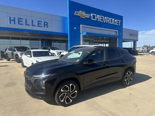 Mosaic Black Metallic 2026 Chevrolet Trax FWD 2RS