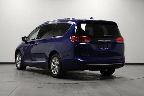 2018 Chrysler Pacifica Touring-L Plus