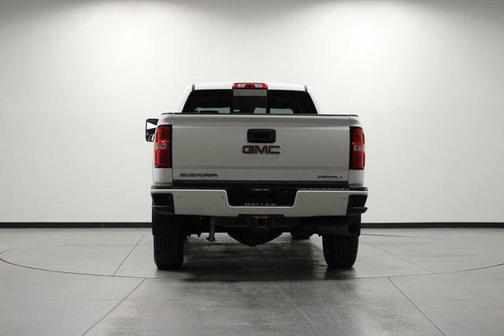 2016 GMC Sierra 2500 Denali