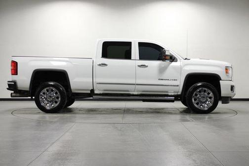 2016 GMC Sierra 2500 Denali