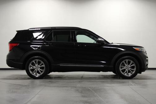 Agate Black Metallic 2020 Ford Explorer XLT