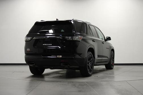 Mosaic Black Metallic 2018 Chevrolet Traverse Premier