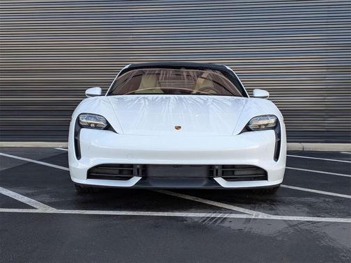 2020 Porsche Taycan Turbo