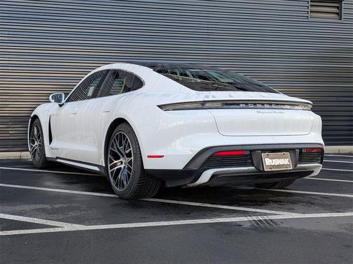 2020 Porsche Taycan Turbo